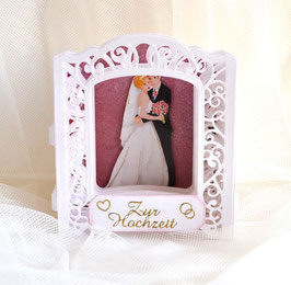 3D-Aufstellkarte "Zur Hochzeit" (Nr. 1) weiß-rosa mit 3D-Motiv Brautpaar