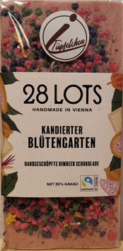 weisse Schokolade mit kandierten Blüten