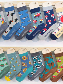 10 Paar Socken z.B. als Füllung für deinen Adventskalender oder das Osternest.