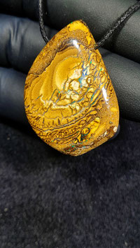 Queensland Boulder Opal 012
