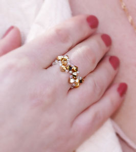 Ring mit SWAROVSKI® ELEMENTS Farbe Gold
