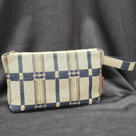 Kulturbeutel aus Brokatstoff