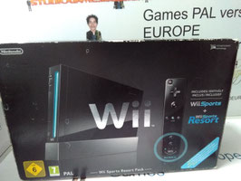 tweedehands  consoles  doos nintendo Wii zwart+Game: De 2-in-1 disk met Wii Sports én Wii Sports Resort.  productienummer 36