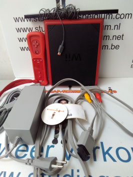 tweedehands  consoles   Nintendo Wii Mini (Rood/Zwart) productienummer 60