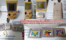 tweedehands  Nintendo Game Boy Classic (Cool White) + 3 Games & Power Pack    productienummer 76