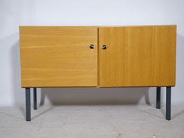 Vintage Sideboard mit Metallbeinen Mid-Century Design, 60er Jahre