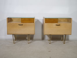 Vintage Nachtschränkchen aus Holz mit Metallbeinen Mid-Century Design, 2er Set, 60er Jahre