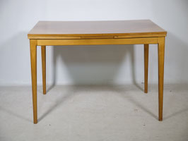 Vintage Mid Century Ausziehbarer Esstisch aus Nussbaum, 60er Jahre