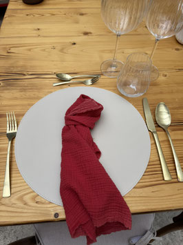 Servietten Musselin Fransenkante weinrot
