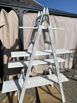 Leiter Holz weiß mit 4 Brettern