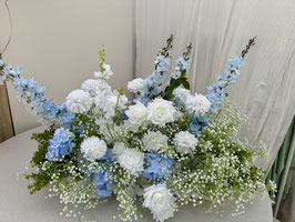 Blumengesteck Blau/weiß