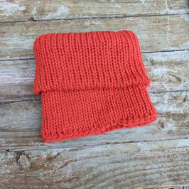 Col tricot brun rouge