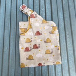 Serviette à élastique imprimée escargots