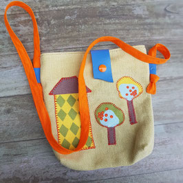 Petit sac pour enfant en toile vert pâle avec deux maisons