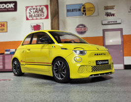 1/18 Fiat 500e Abarth 2024 MCG