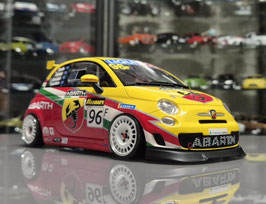 1/18 Fiat Abarth 695 Assetto Corse Umbau Tuning