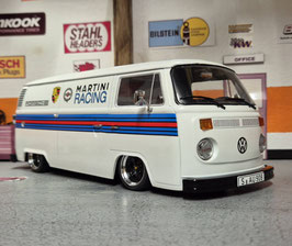 1/18 VW Bus T2b Porsche Martini Racing 1972 Umbau Tuning