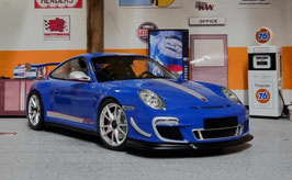 1/18 Porsche 911 (997) GT3 RS 4.0 2011 Minichamps
