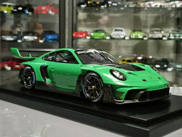 1/18 Porsche 911 (992) GT3 R Racing 2023 viper green Spark