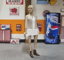 1/18 Girl mit weisser Handtasche American Diorama