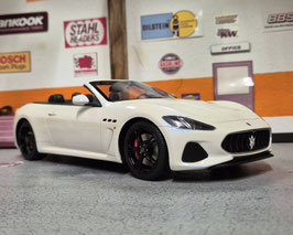 1/18 Maserati GranCabrio 2019 TrueScale