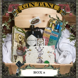 Box 3 - Gift Box with GIN TAXI Voucher for 4