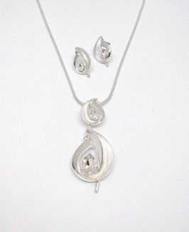Schmuck-Set. Collier u. Ohrstecker. Silber