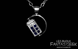 Collier Tardis tournant