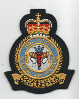 Royal Air Force crest patch No.360 Squadron Canberra PR.7   - disbanded -