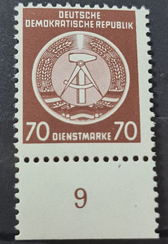 1954 Dienstmarke der Verwaltungspost 70 Pfg braun, Odr Zirkelbogen nach links Originaldruck **