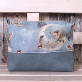 Waschtasche mit Peter-Pan-inspiriertem Motiv