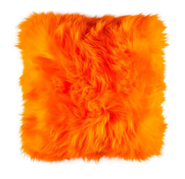 Coussin en fourrure de mouton naturelle teintée orange
