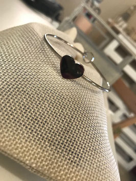 Bracciale rigido in acciaio con cuoricino