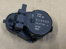 Stelmotor kachel rechts beenruimte BMW OE 64116942992 NIEUW EN ORG BMW