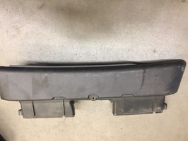 Luchtinlaat BMW E90 E91 330D 2005 oem 7791985