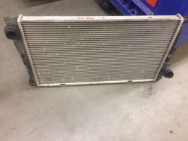 Radiateur BMW E81 E87  118d E90 E91 318d oem 781291303