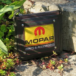 Kunstlederetui „Mopar“ – Geldbörse im Vintage-Look