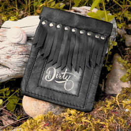 Kreditkartenetui „Dirty“ – Minimalistisches Statement-Etui