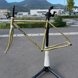 SURLY Midnight Special（サーリー ミッドナイトスペシャル）フレーム・フォークセット フールズゴールド サイズ50