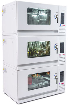 Kompakter stapelbarer CO2-Schüttelinkubator IS-AMC, gekühlt Plattformgröße 550 x 470 mm