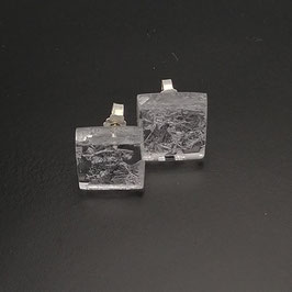Ohrstecker transparent mit Silbermetalleinschluss quadratisch