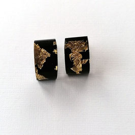 Ohrstecker schwarz mit Goldmetalleinschluss