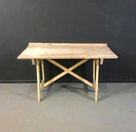 table "wash stand"