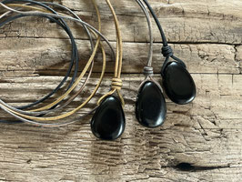 Lederband mit Gagat