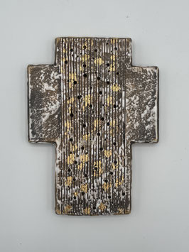 Kreuz 15cm gold