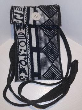 Handytasche "Schwarz auf Weiß" mit Filz