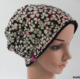 Chemo Mützchen, weiß pinke Blüten