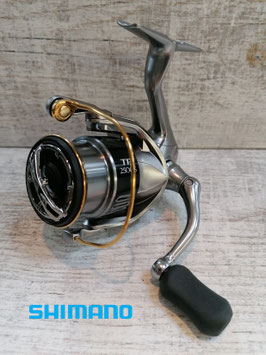 SHIMANO Twin Power C3000 HG