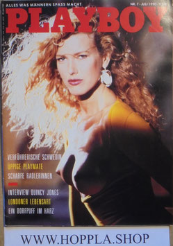 D-Playboy Juli 1990 - Carrie Nygren - 07-18