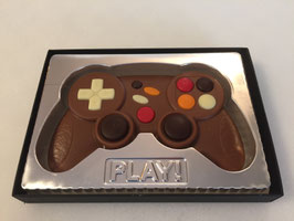 Manette de jeu vidéo en chocolat au lait